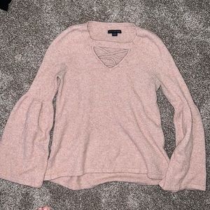 Bell sleeve top